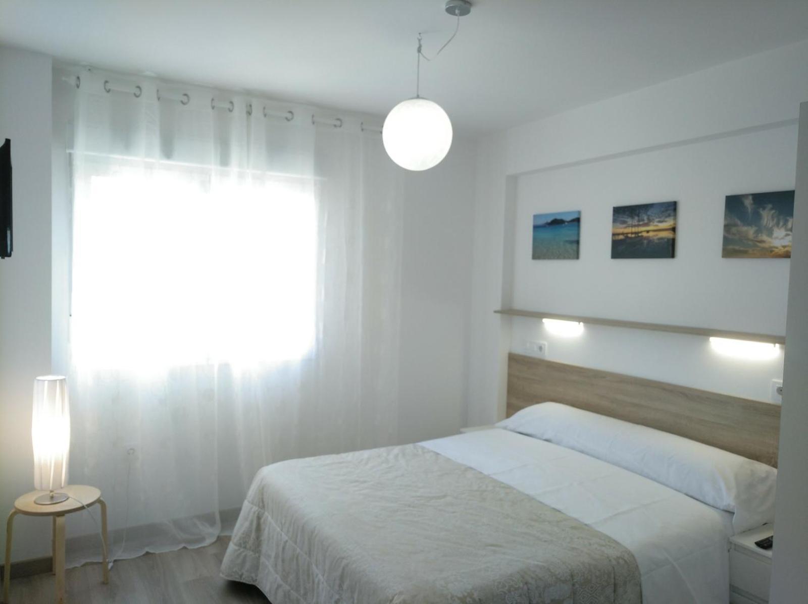 Apartamentos Poniente Villanueva De Arosa Exterior photo