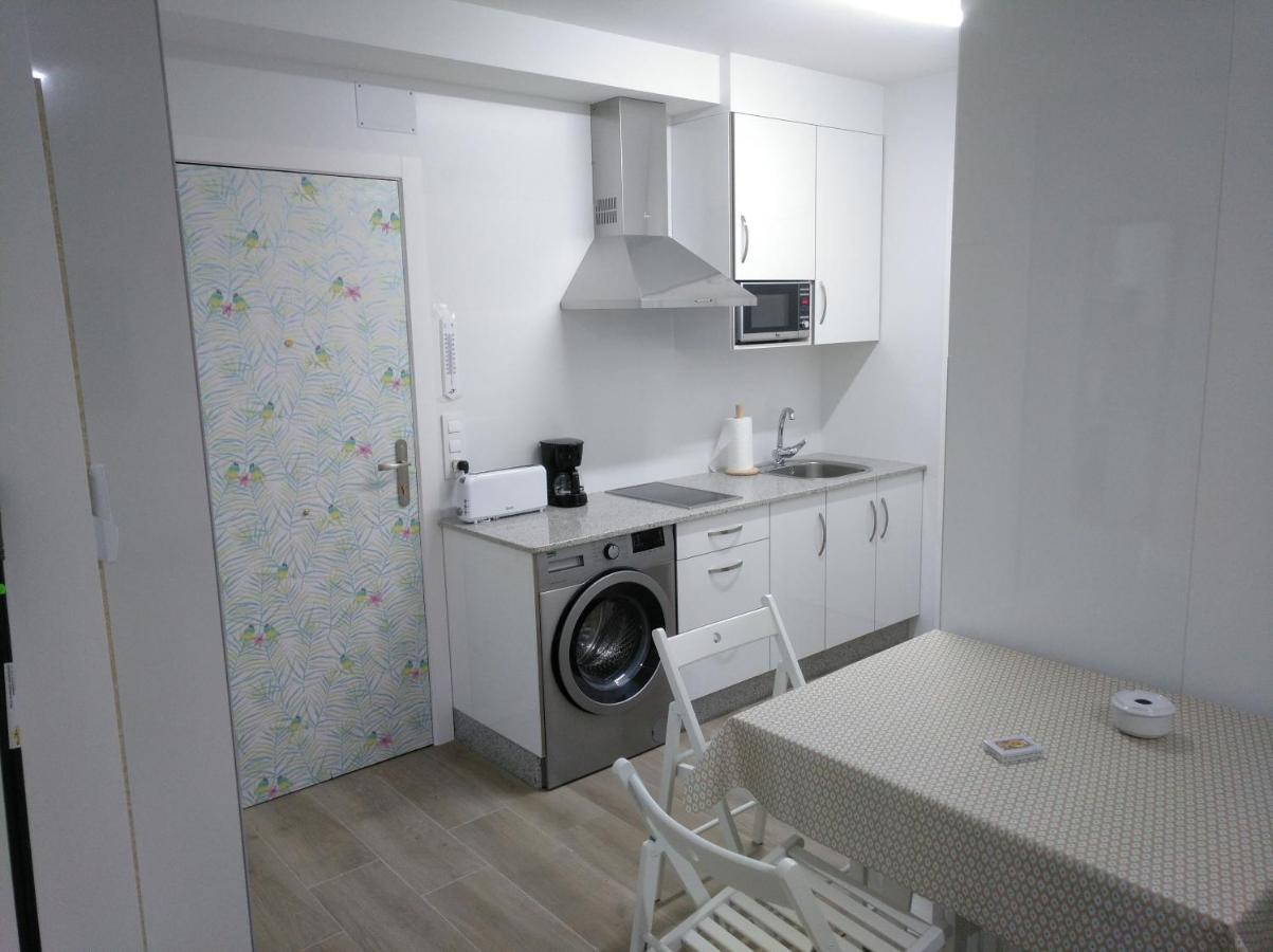 Apartamentos Poniente Villanueva De Arosa Exterior photo