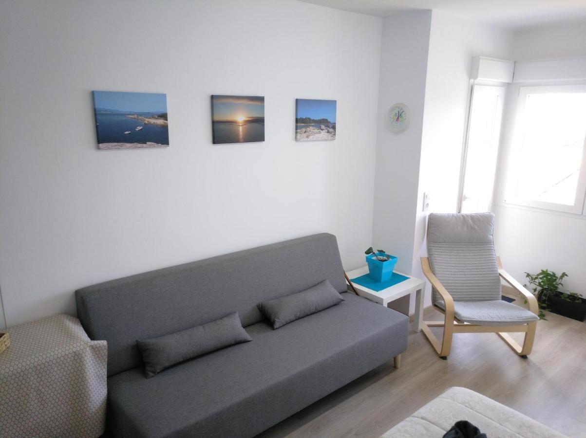 Apartamentos Poniente Villanueva De Arosa Exterior photo